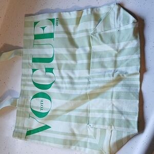 Vogue Tote bag 2023